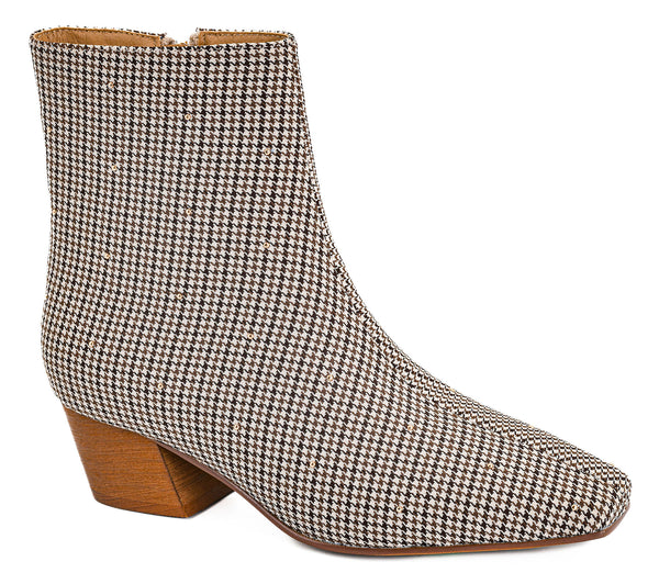 SUCH A TEASE BOOTIE - BLACK/TAN HOUNDSTOOTH