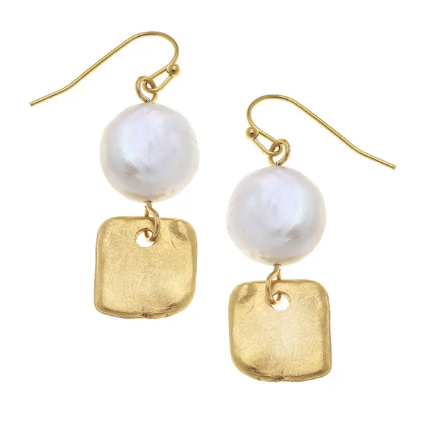 GOLD W/ FRESHWATER PEARL EARRING